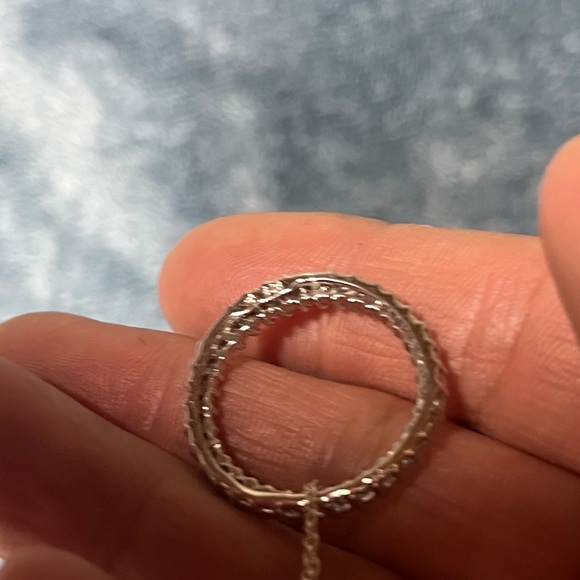 Loop CZ pendant and chain. Sterling Silver - Picture 4 of 5